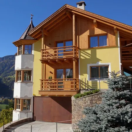 Alpinflair Apart Otel 4*