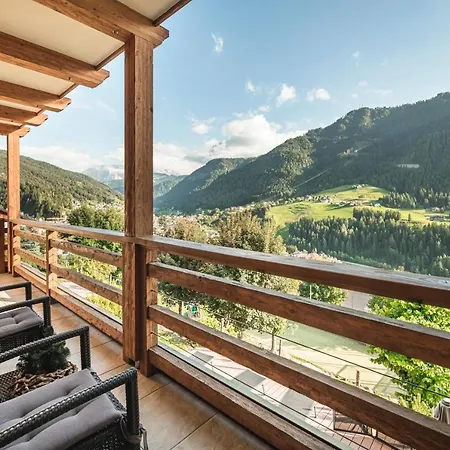 Alpinflair Apart Otel 4*
